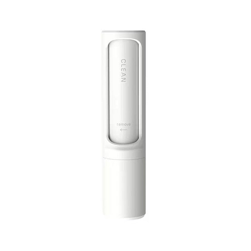 Reusable pet hair remover detail